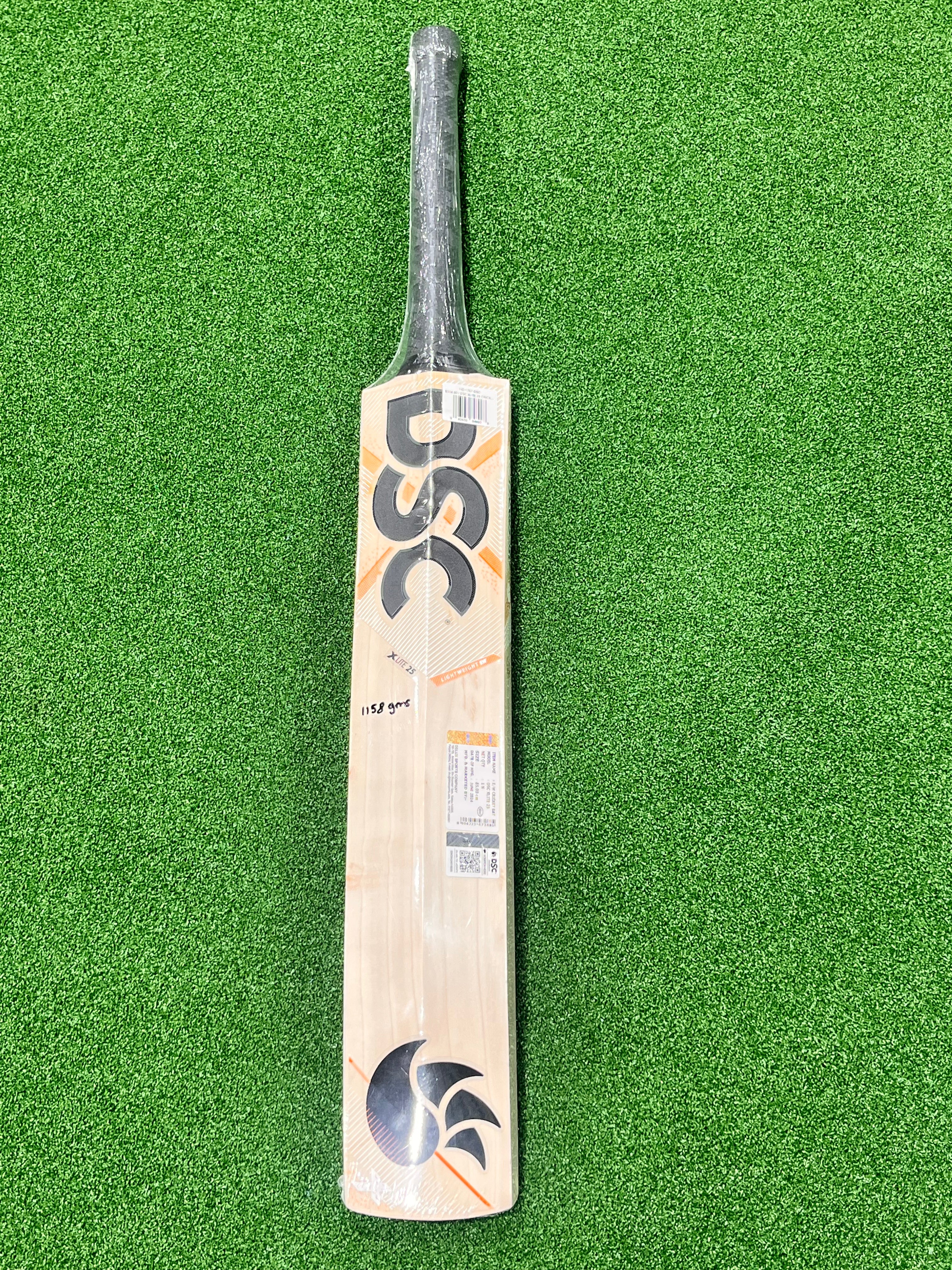 DSC XLITE 25 CRICKET BAT