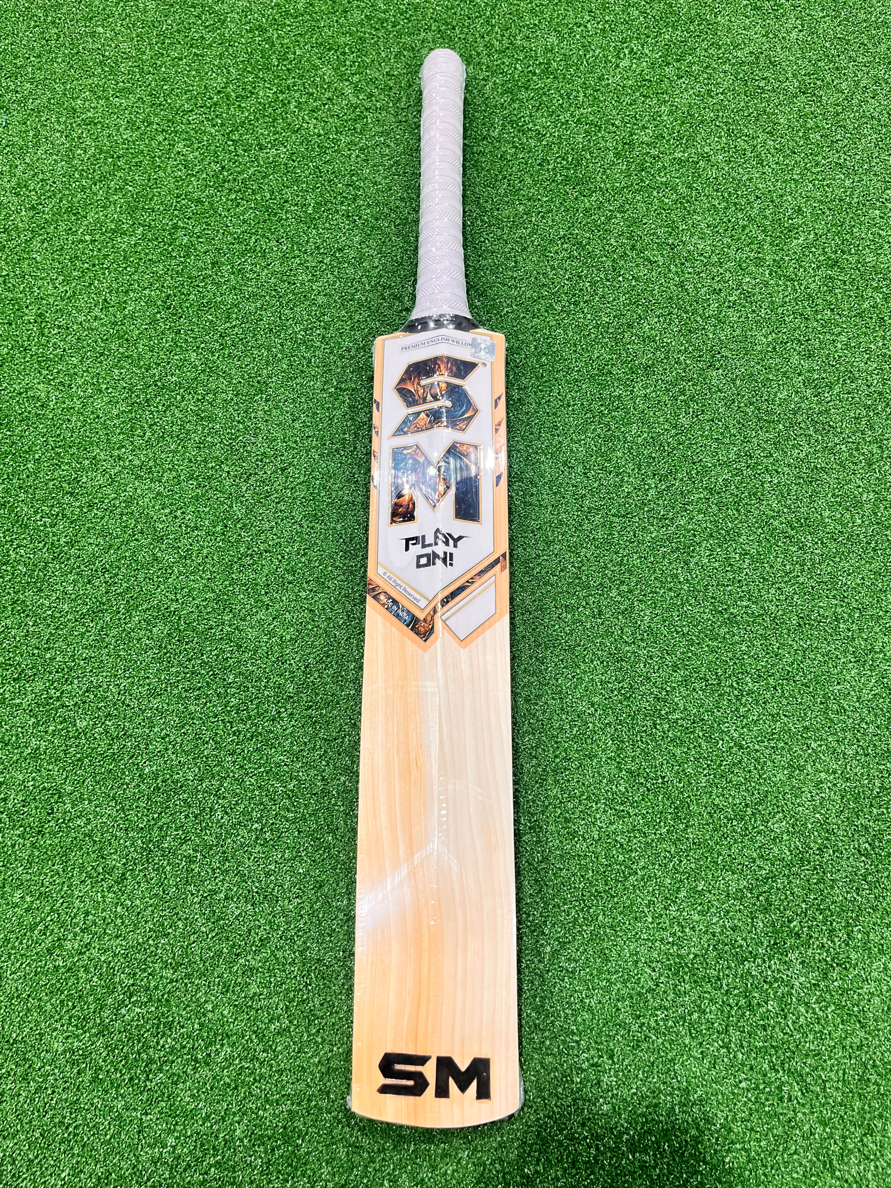 SM ARROW CRICKET BAT