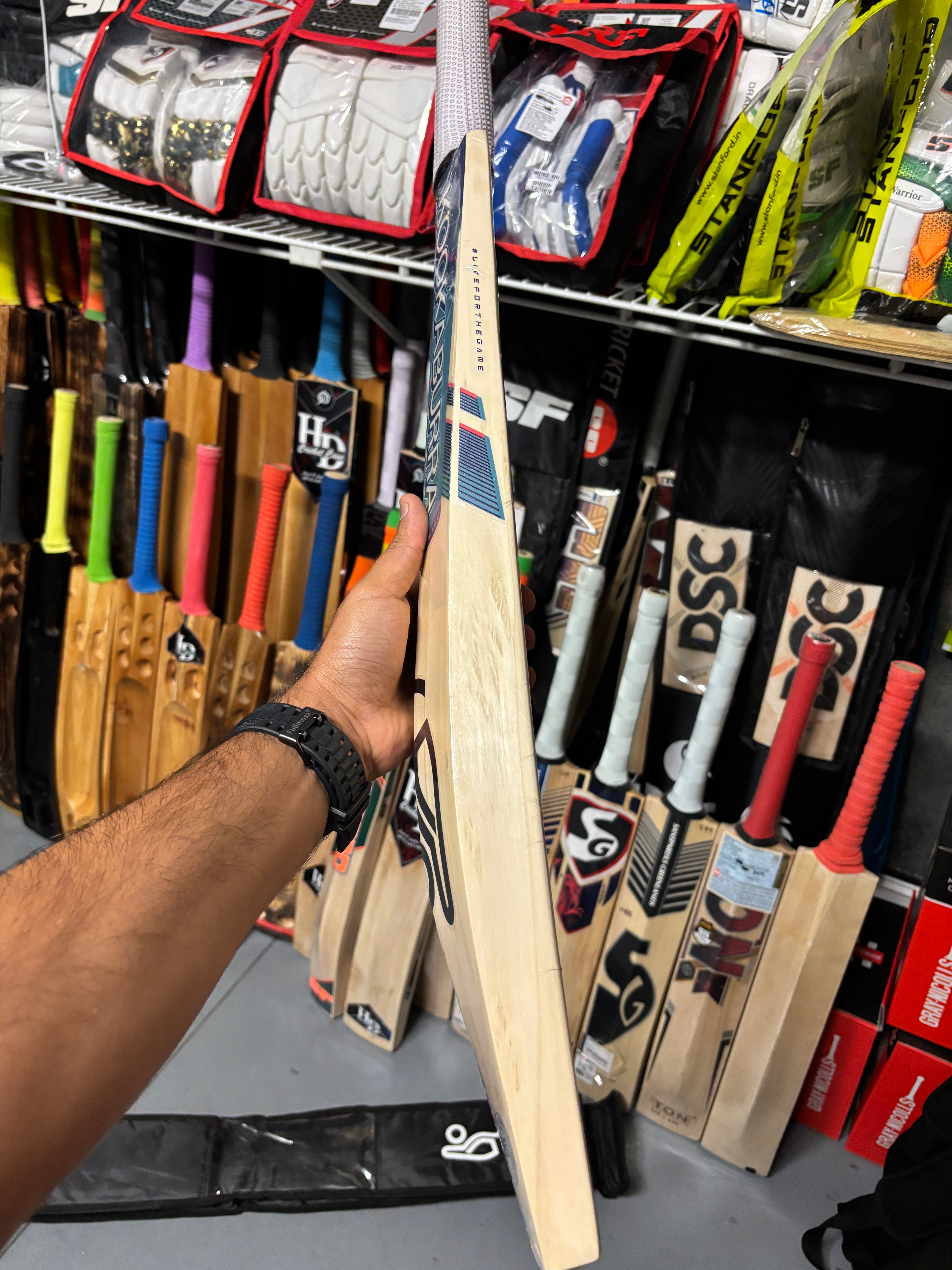 Kookaburra Empower Cricket Bat
