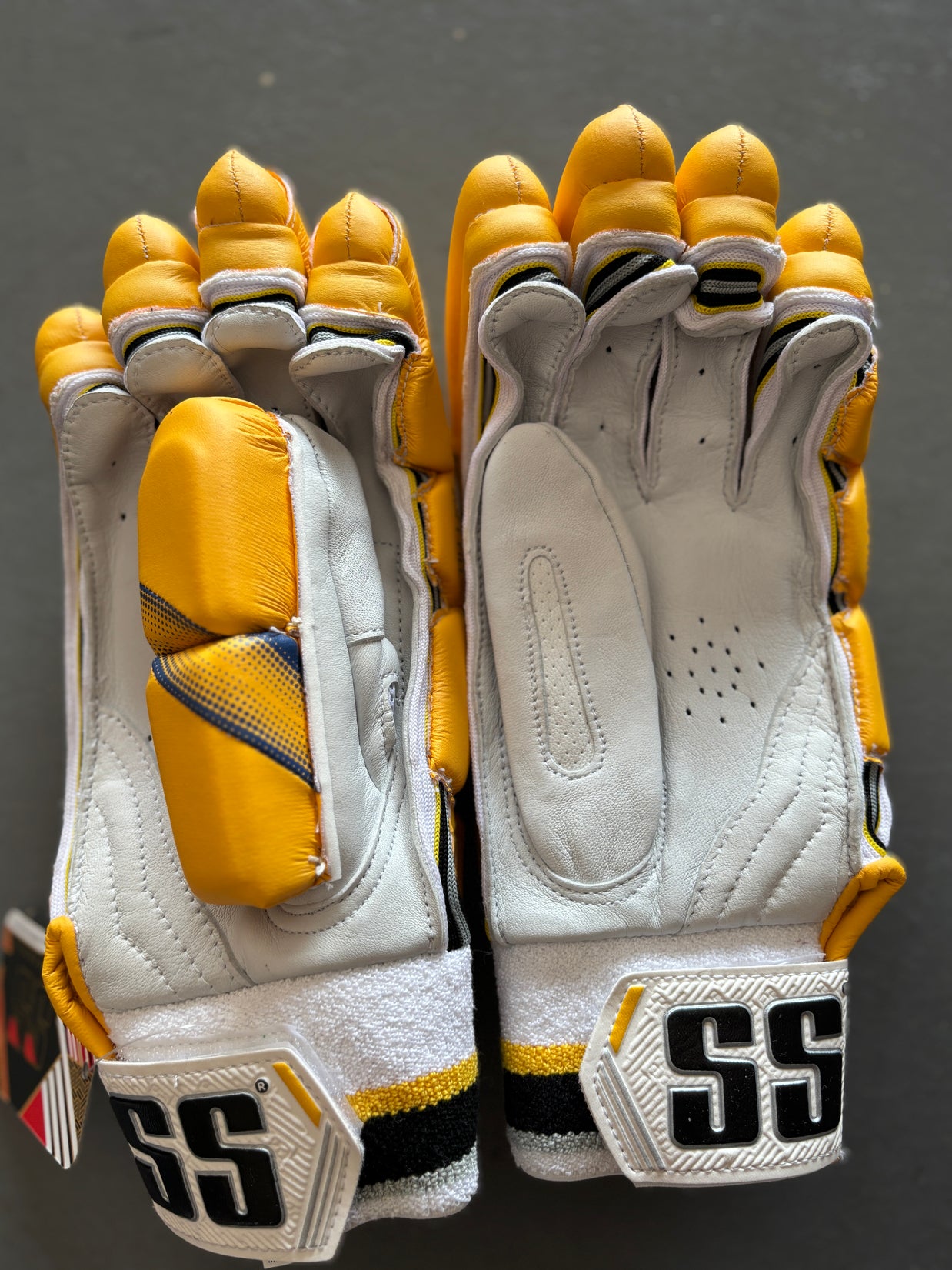 SS SUPER TEST CSK EDITION  BATTING GLOVES