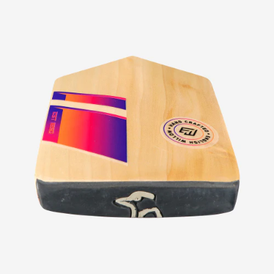 Kookaburra Aura Pro 4.0 - English Willow