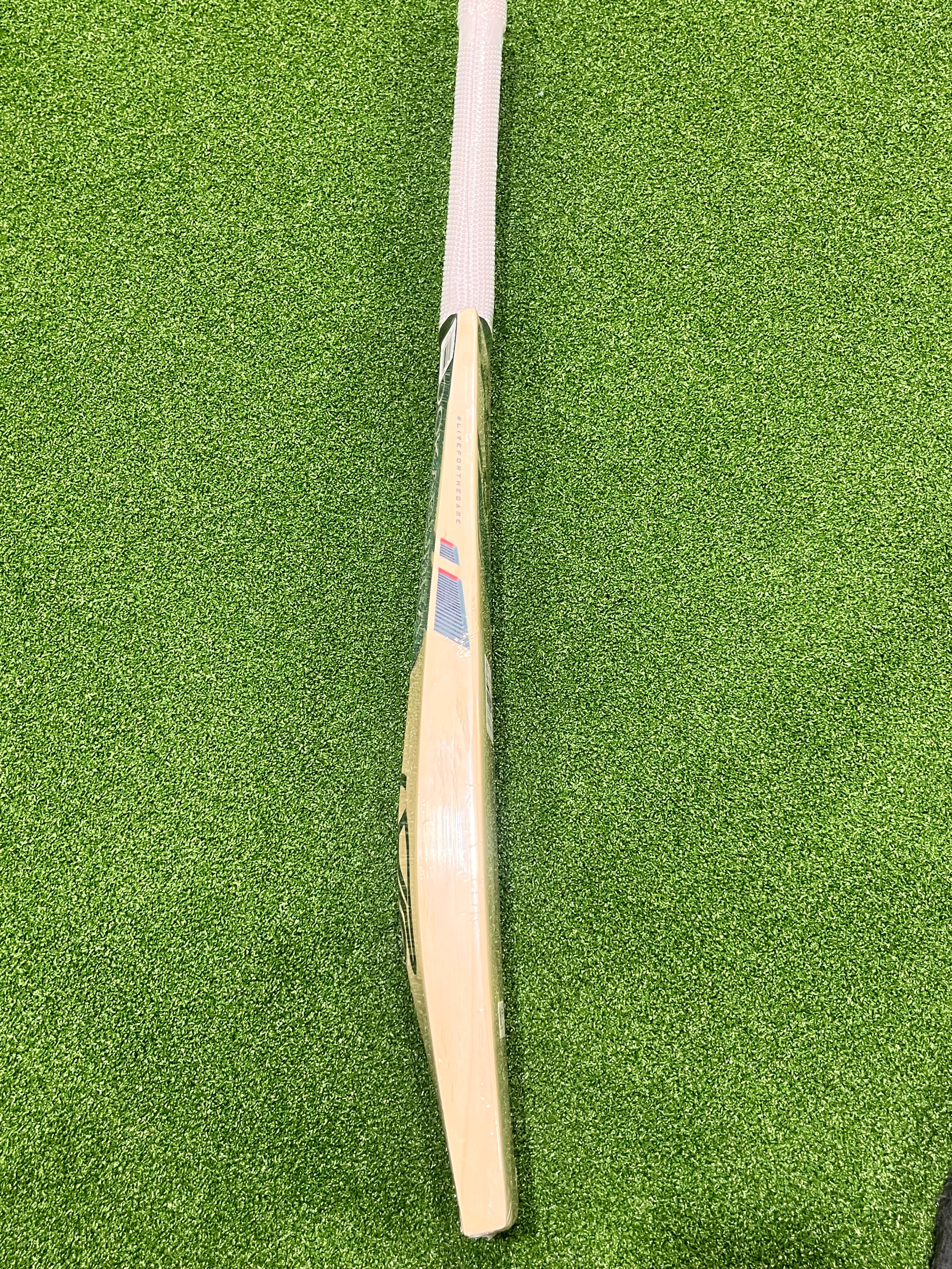Kookaburra Empower Cricket Bat