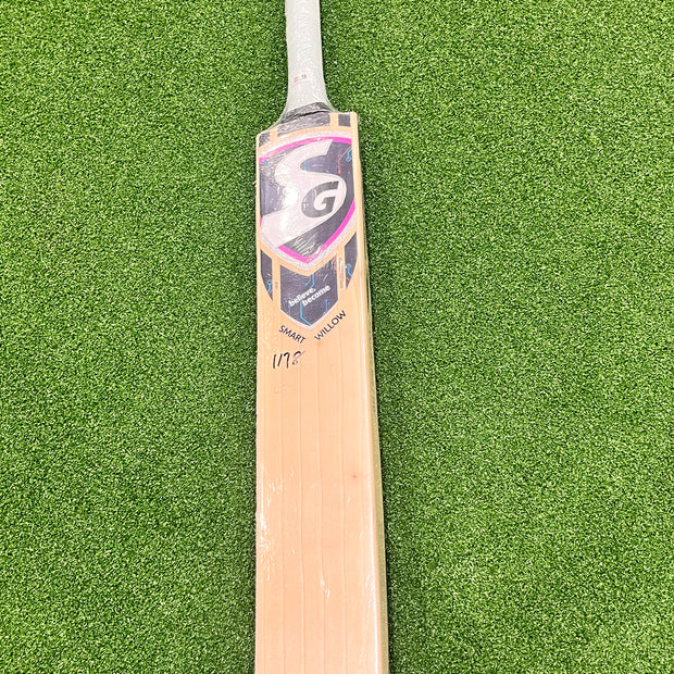 SG STR8 Bat with Sensor