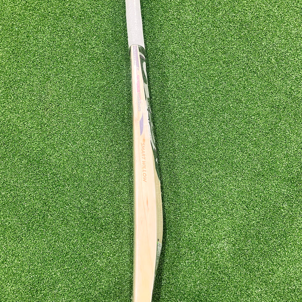 SG STR8 Bat with Sensor