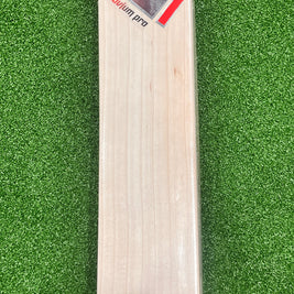 EM Novium Pro- EW Cricket Bat - Grade 1