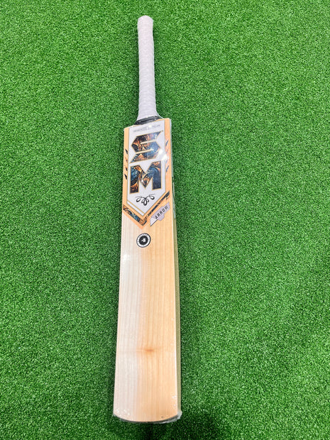 SM ARROW CRICKET BAT